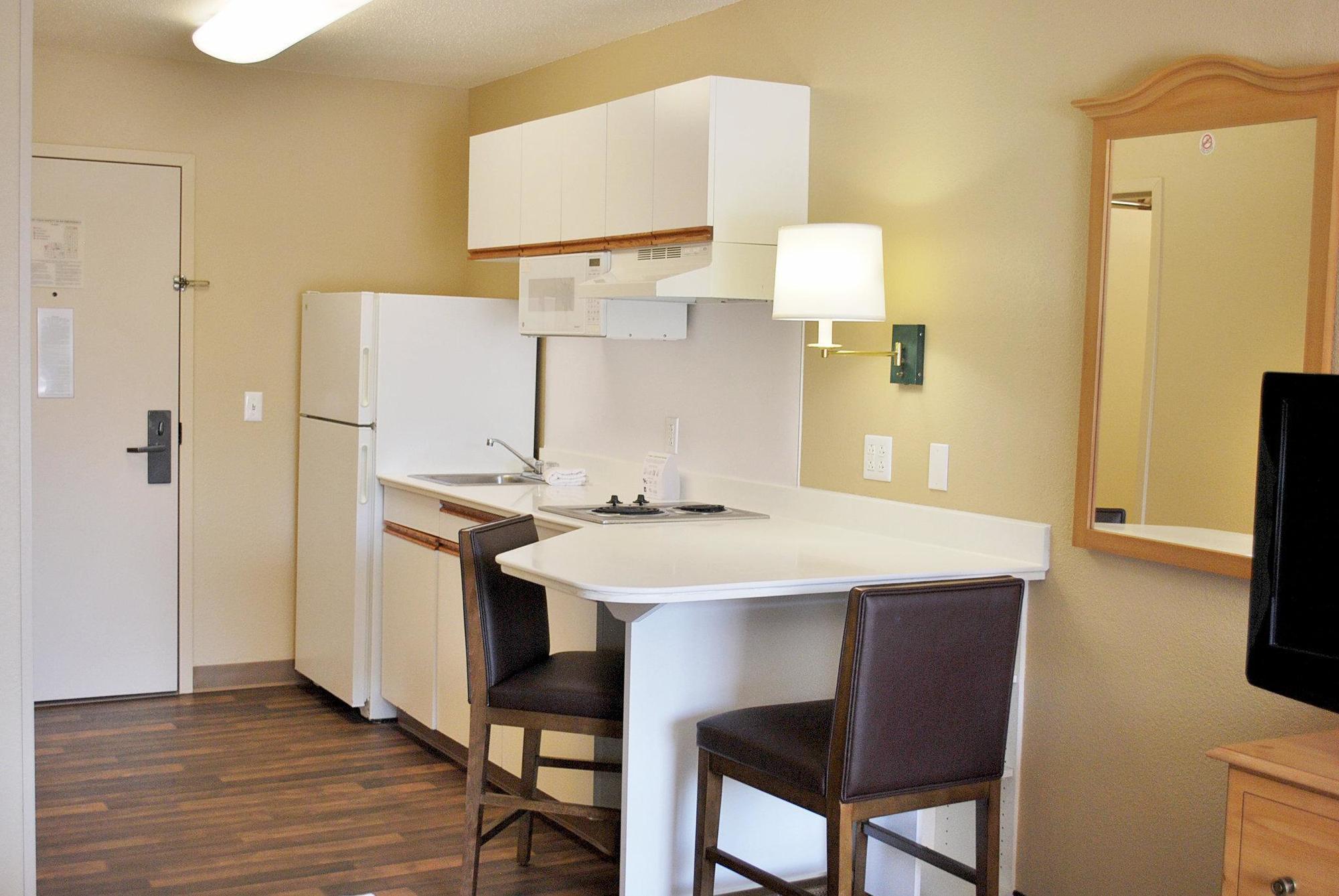 Extended Stay America Suites - St Louis - Westport - Central Мэриленд-Хайтс Экстерьер фото